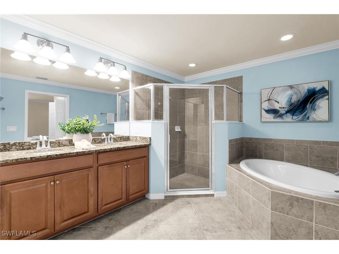 3165 Aviamar Circle #102 Naples FL 34114 225075081 image20