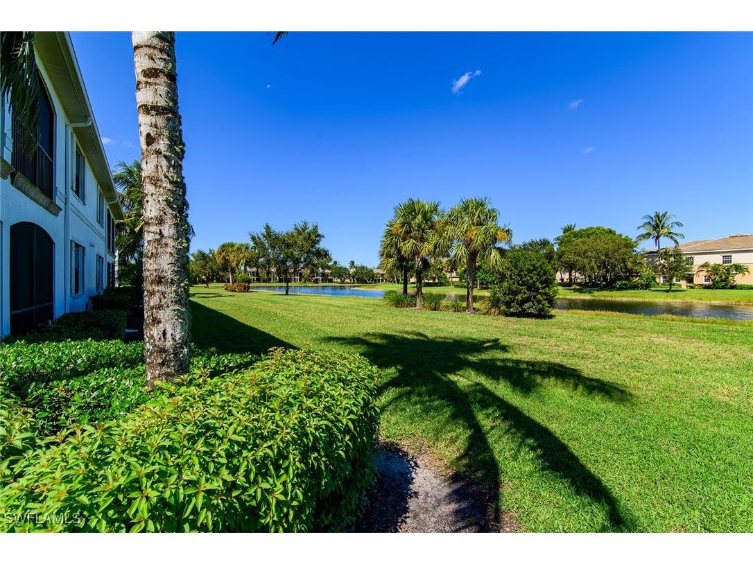 3165 Aviamar Circle #102 Naples FL 34114 225075081 image32