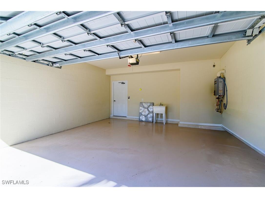 3165 Aviamar Circle #102 Naples FL 34114 225075081 image34