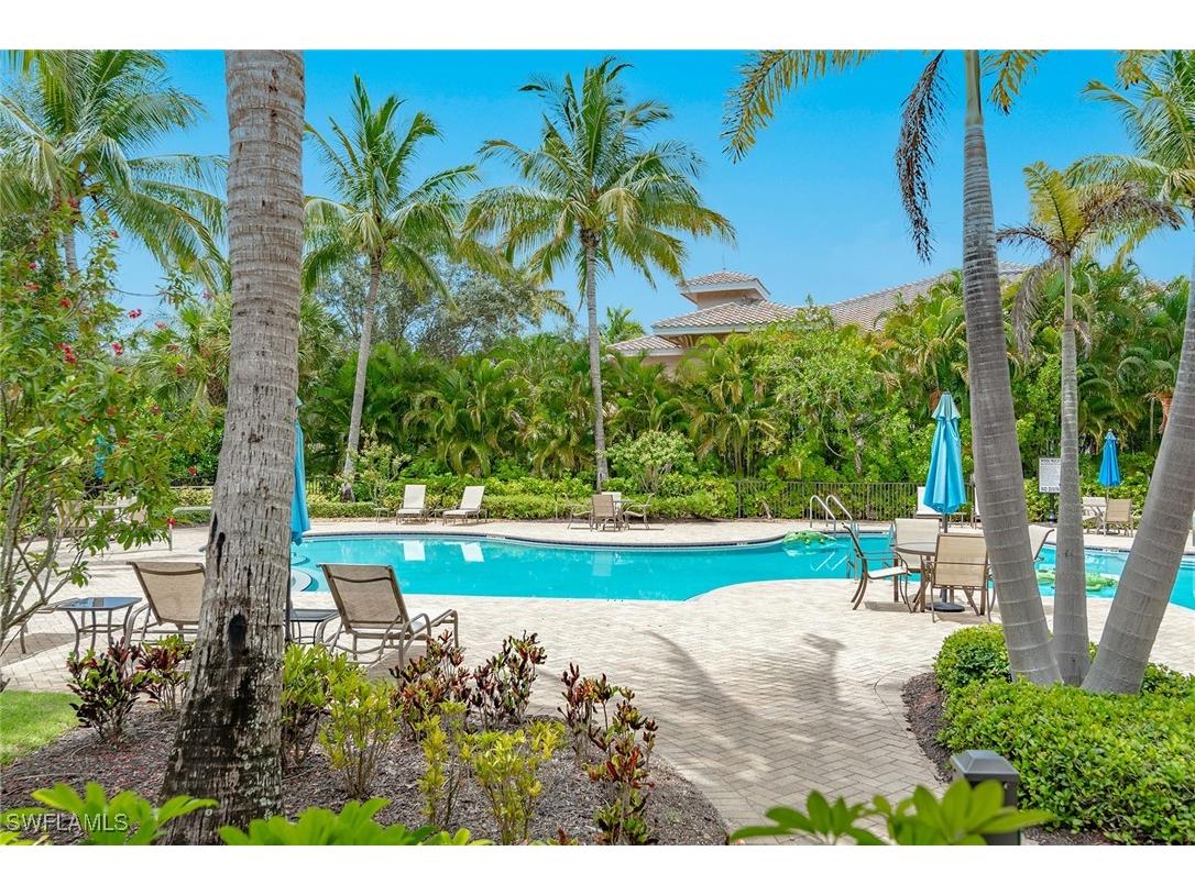 3165 Aviamar Circle #102 Naples FL 34114 225075081 image36