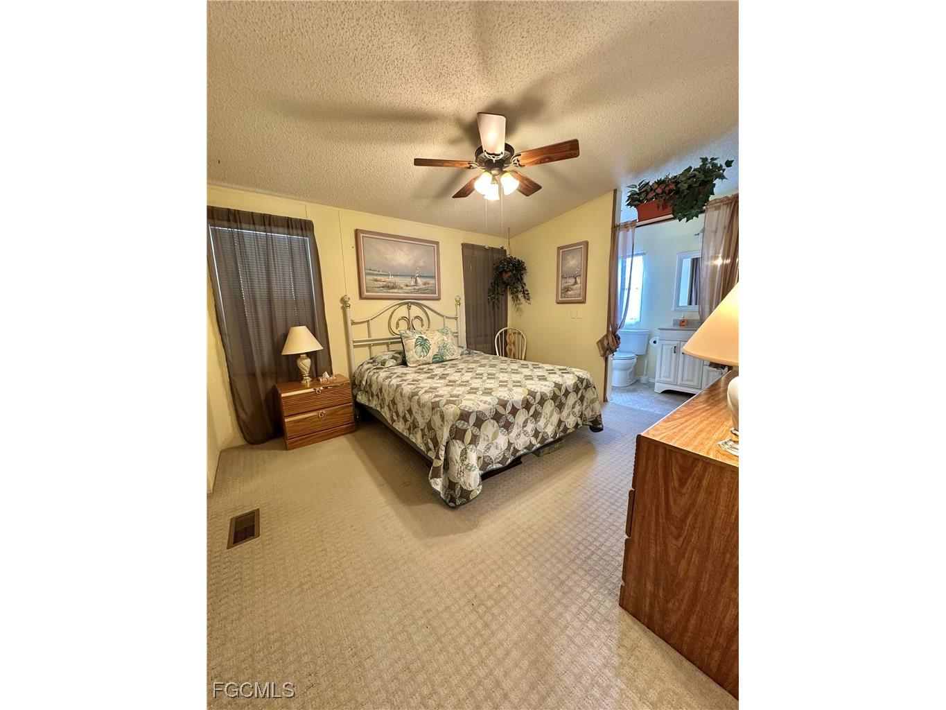 3165 Bunny Run Drive North Fort Myers FL 33917 2025007738 image18