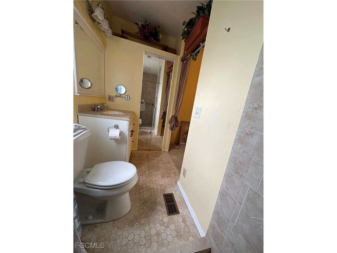 3165 Bunny Run Drive North Fort Myers FL 33917 2025007738 image24