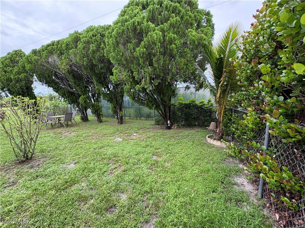 3165 Bunny Run Drive North Fort Myers FL 33917 2025007738 image3