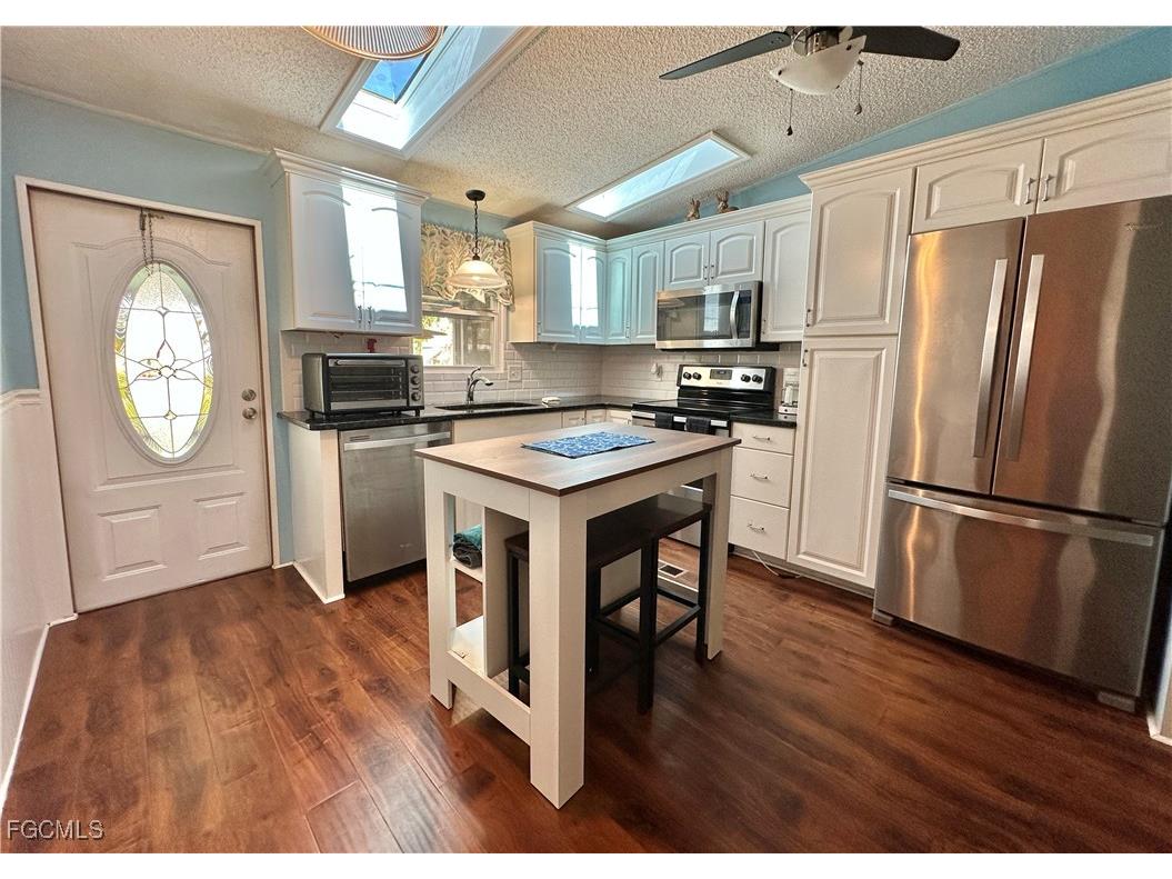 3165 Bunny Run Drive North Fort Myers FL 33917 2025007738 image8