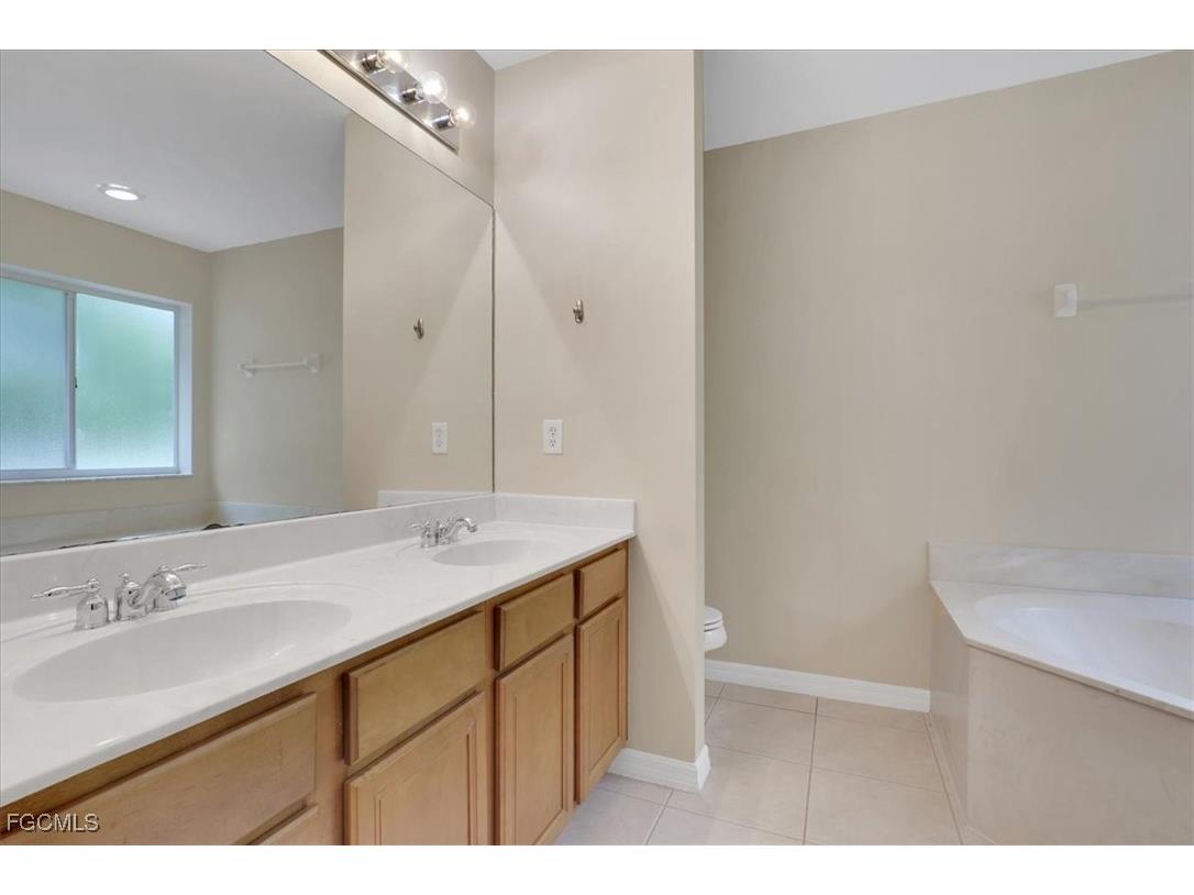3167 Antica Street Fort Myers FL 33905 2025018737 image21