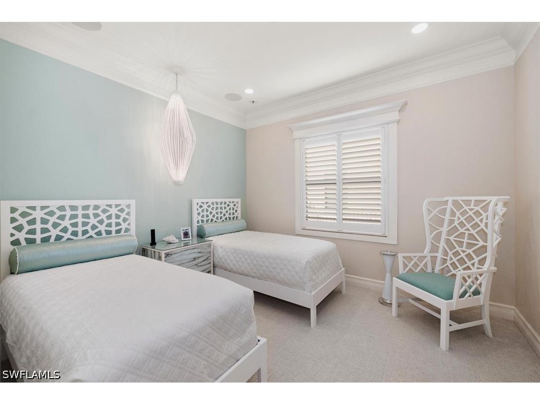 3168 Pacific Drive Naples FL 34119 226015914 image21