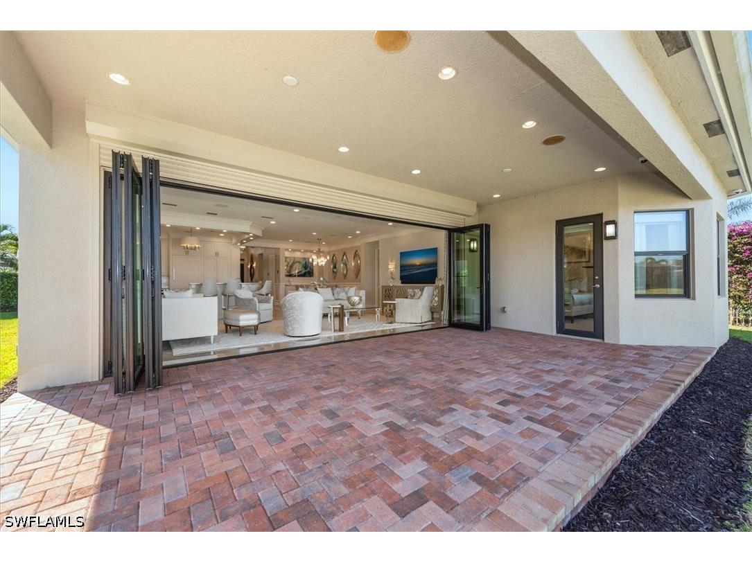 3168 Pacific Drive Naples FL 34119 226015914 image27