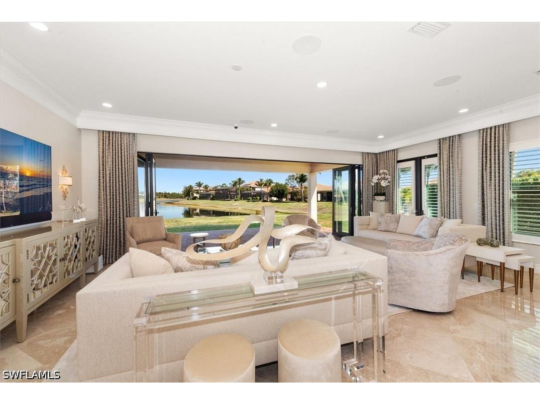 3168 Pacific Drive Naples FL 34119 226015914 image3