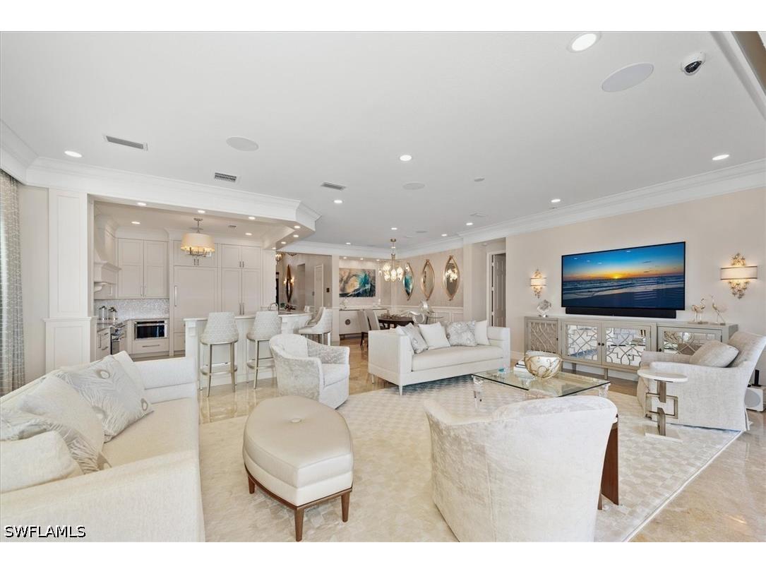 3168 Pacific Drive Naples FL 34119 226015914 image4