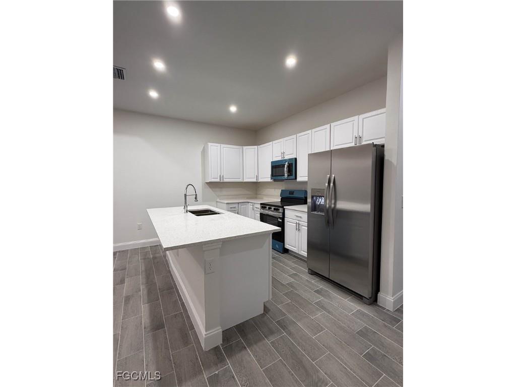 317-319 Ichabod Avenue Lehigh Acres FL 33973 2025018000 image4