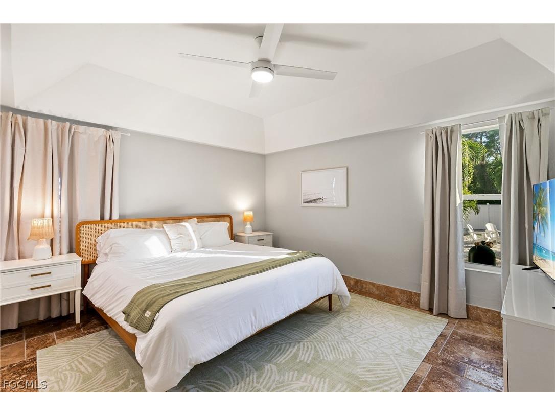 317 3rd Avenue Marco Island FL 34145 2026012097 image18