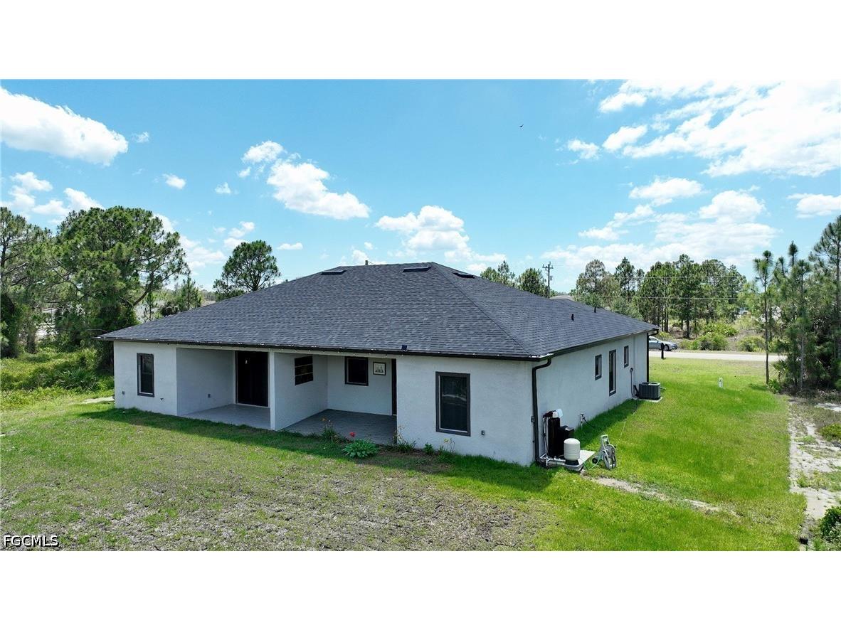 317 Lancelot Avenue Lehigh Acres FL 33974 2026028933 image6
