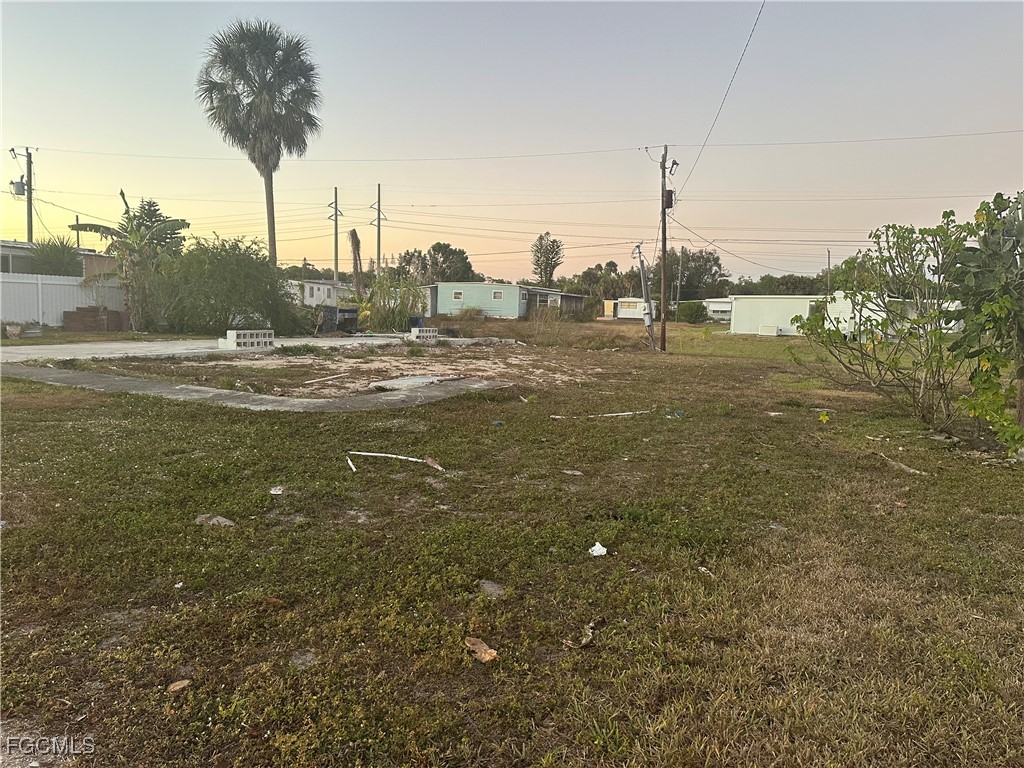 317 Lantern Lane North Fort Myers FL 33917 2026000774 image2