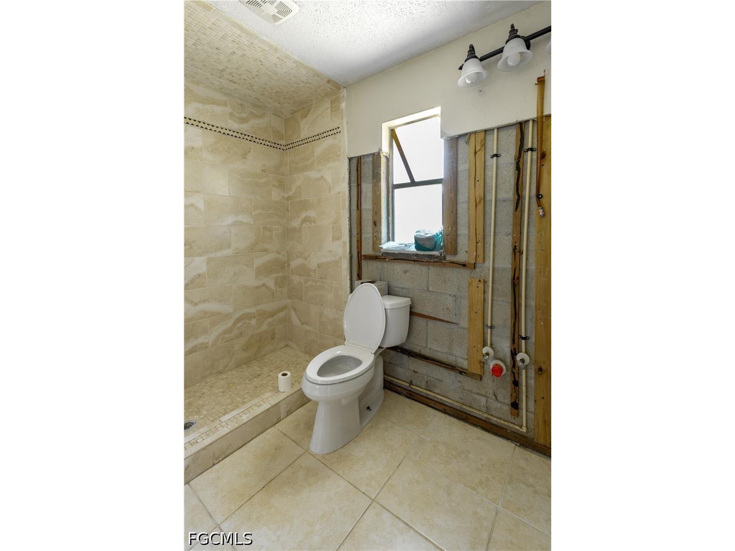 317 Montgomery Avenue Fort Myers FL 33905 2026014838 image7
