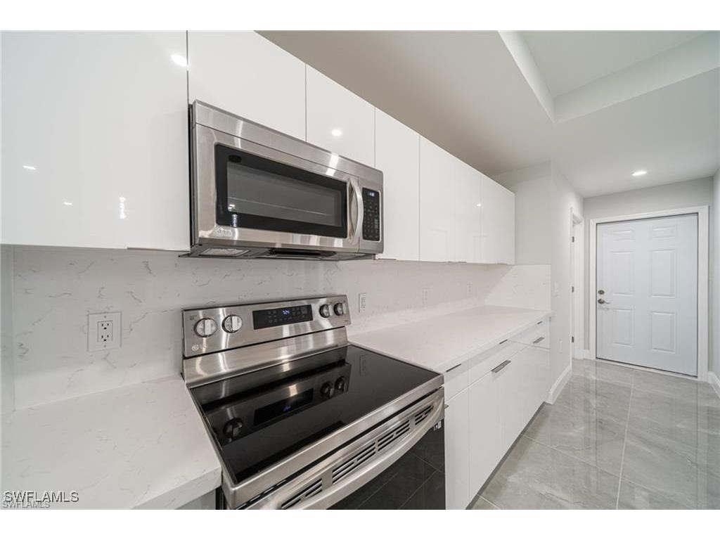 317 NW 13th Terrace Cape Coral FL 33993 2025001232 image5