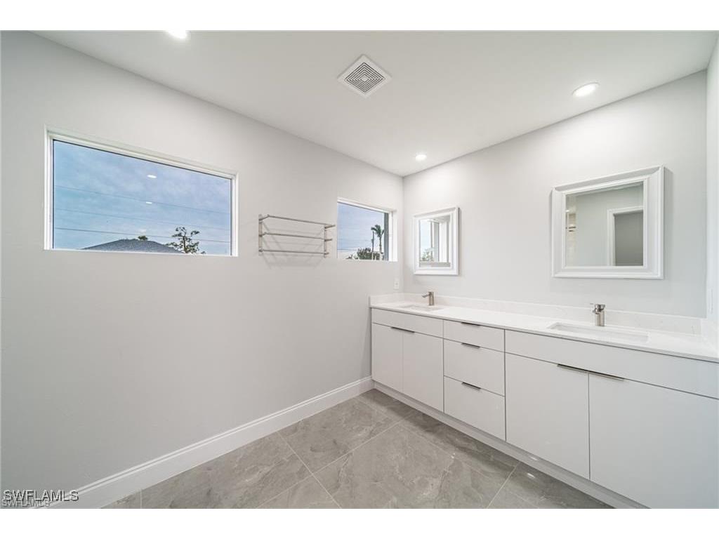 317 NW 13th Terrace Cape Coral FL 33993 2025001232 image7