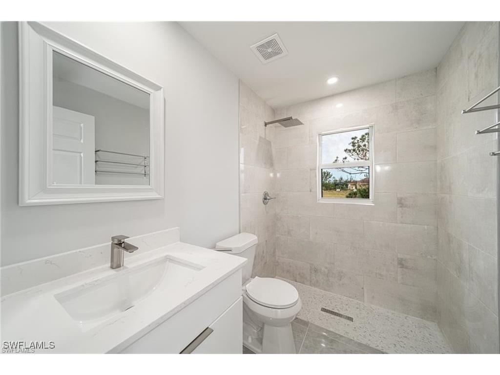 317 NW 13th Terrace Cape Coral FL 33993 2025001232 image9