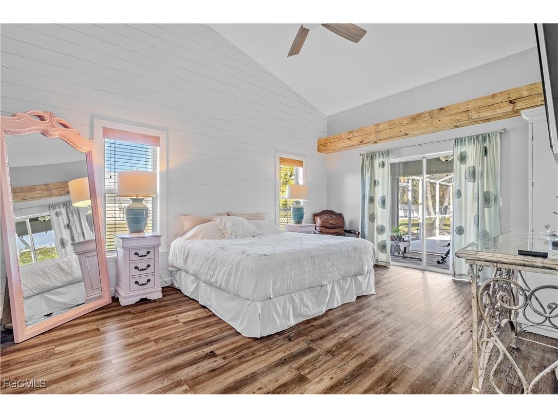 317 SE 13th Terrace Cape Coral FL 33990 2026004251 image13