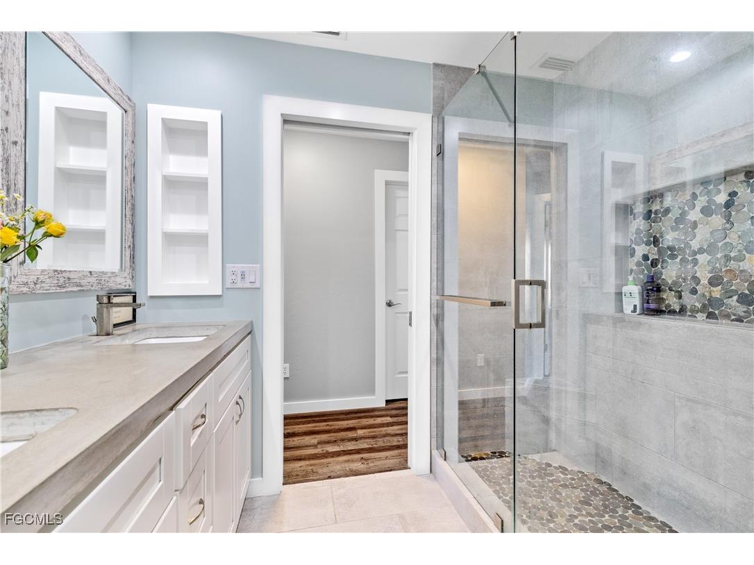 317 SE 13th Terrace Cape Coral FL 33990 2026004251 image28