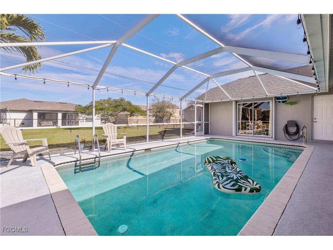 317 SE 13th Terrace Cape Coral FL 33990 2026004251 image35