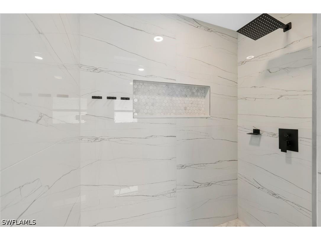 317 SE 18th Terrace Cape Coral FL 33990 226021560 image19