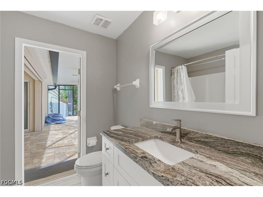 317 SW 25th Avenue Cape Coral FL 33991 2026025700 image12