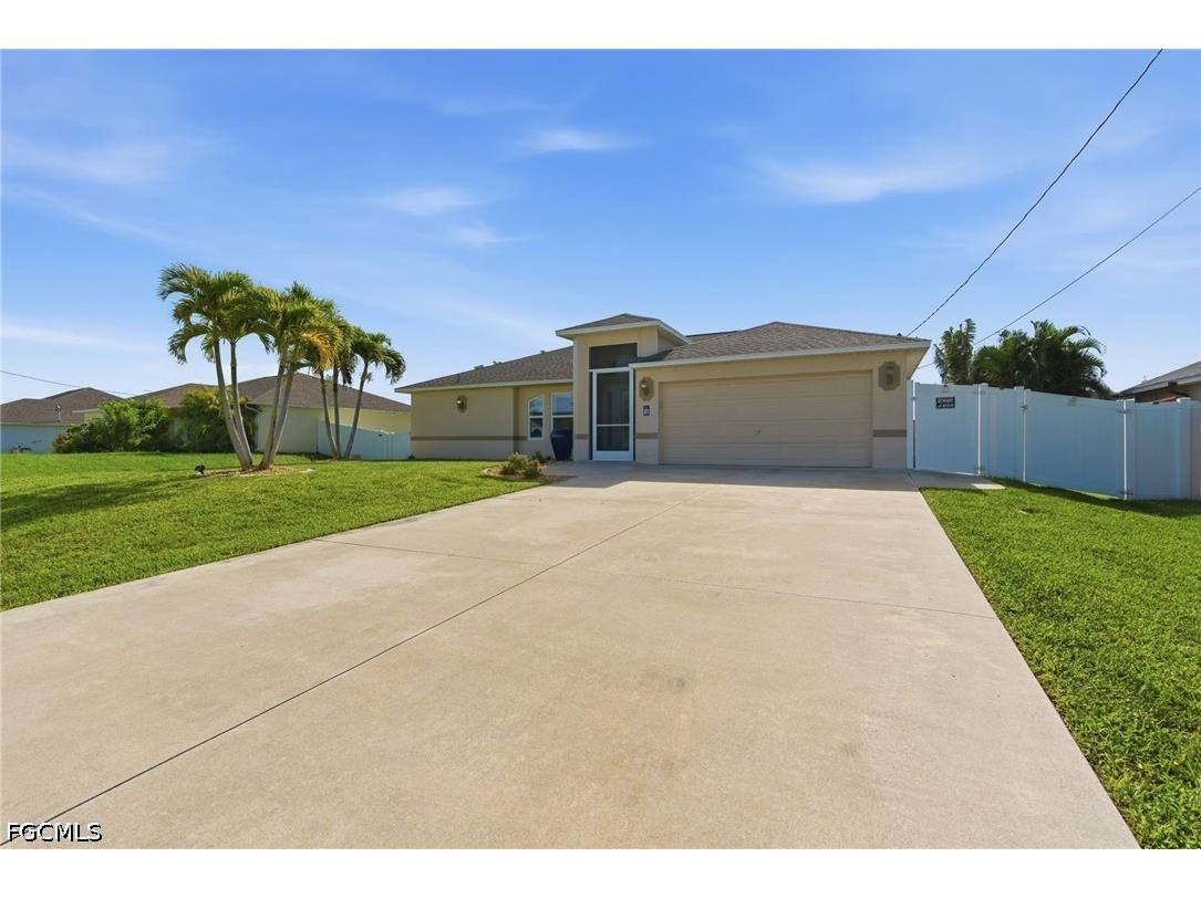 317 SW 25th Avenue Cape Coral FL 33991 2026025700 image2