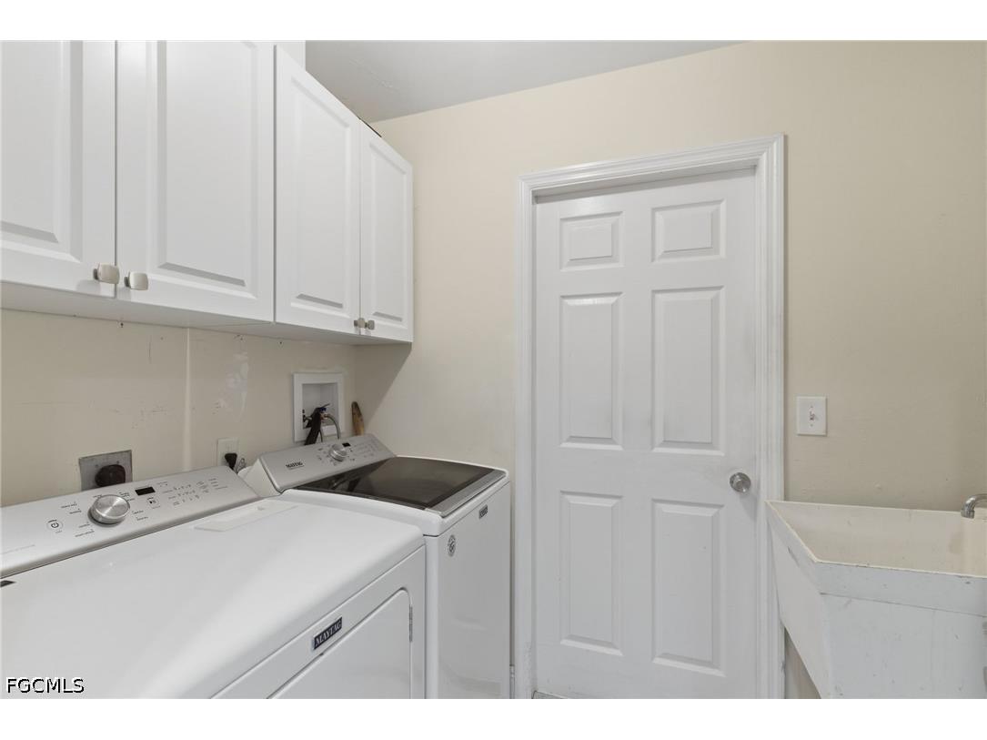 317 SW 25th Avenue Cape Coral FL 33991 2026025700 image23