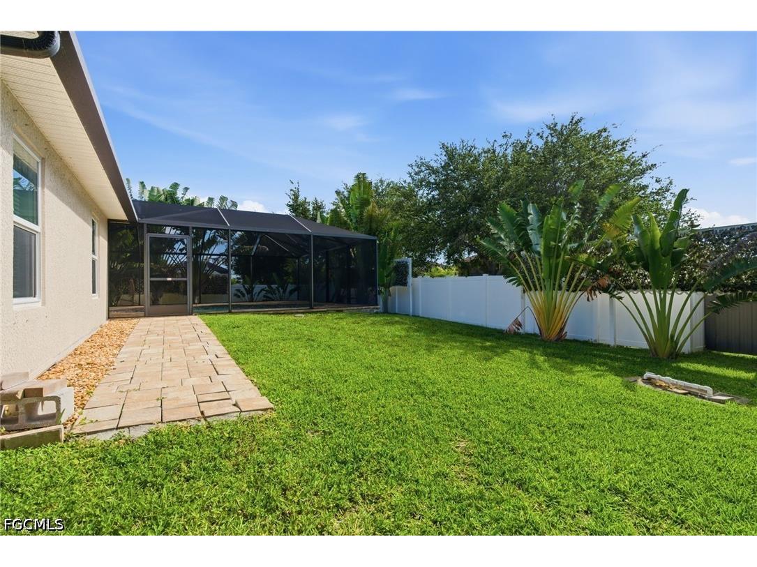 317 SW 25th Avenue Cape Coral FL 33991 2026025700 image26