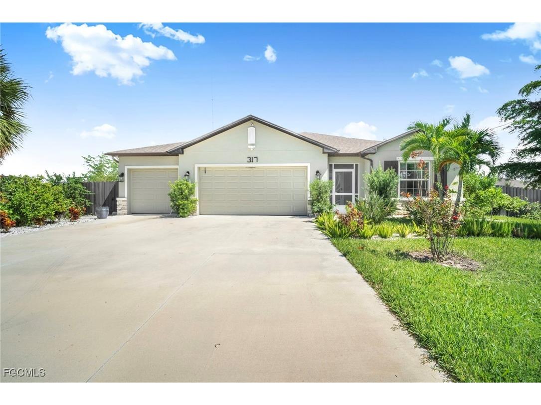 317 SW 26th Avenue Cape Coral FL 33991 2025012411 image1