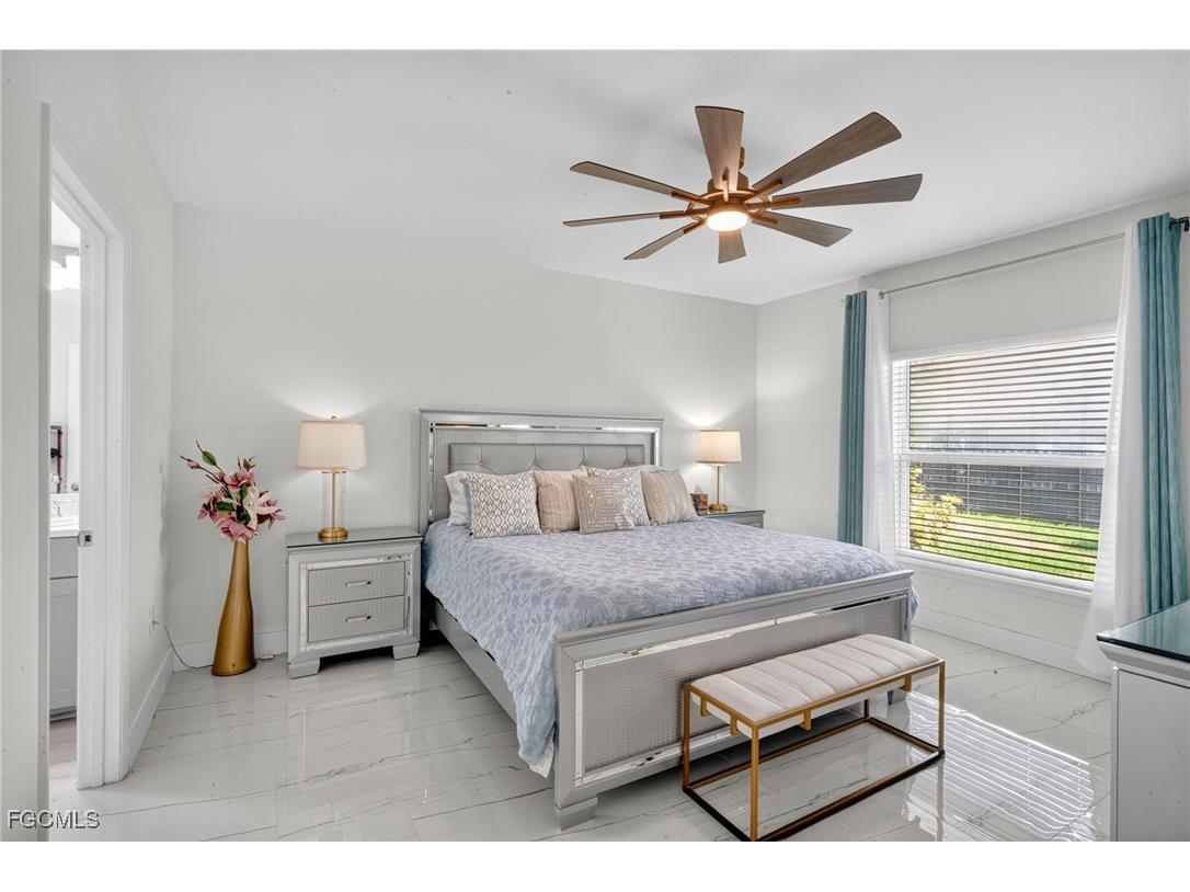 317 SW 26th Avenue Cape Coral FL 33991 2025012411 image18