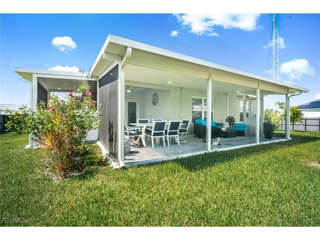 317 SW 26th Avenue Cape Coral FL 33991 2025012411 image37