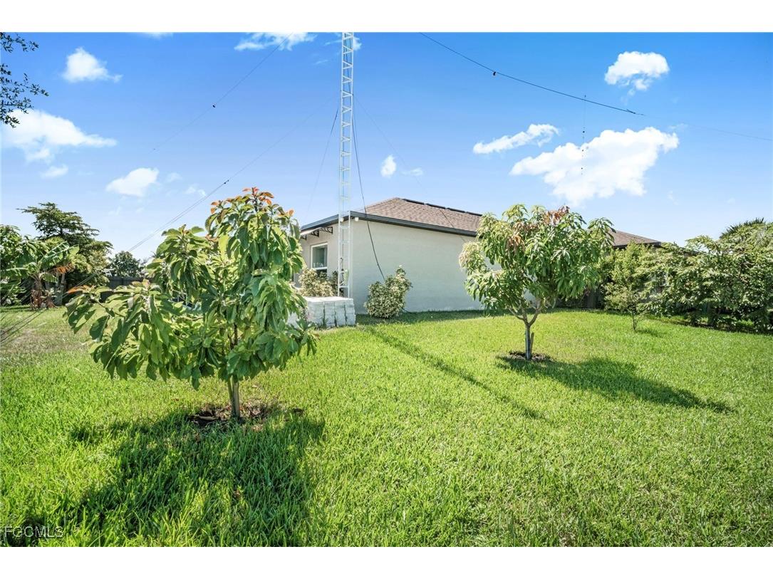 317 SW 26th Avenue Cape Coral FL 33991 2025012411 image38