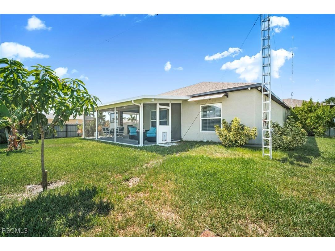 317 SW 26th Avenue Cape Coral FL 33991 2025012411 image7