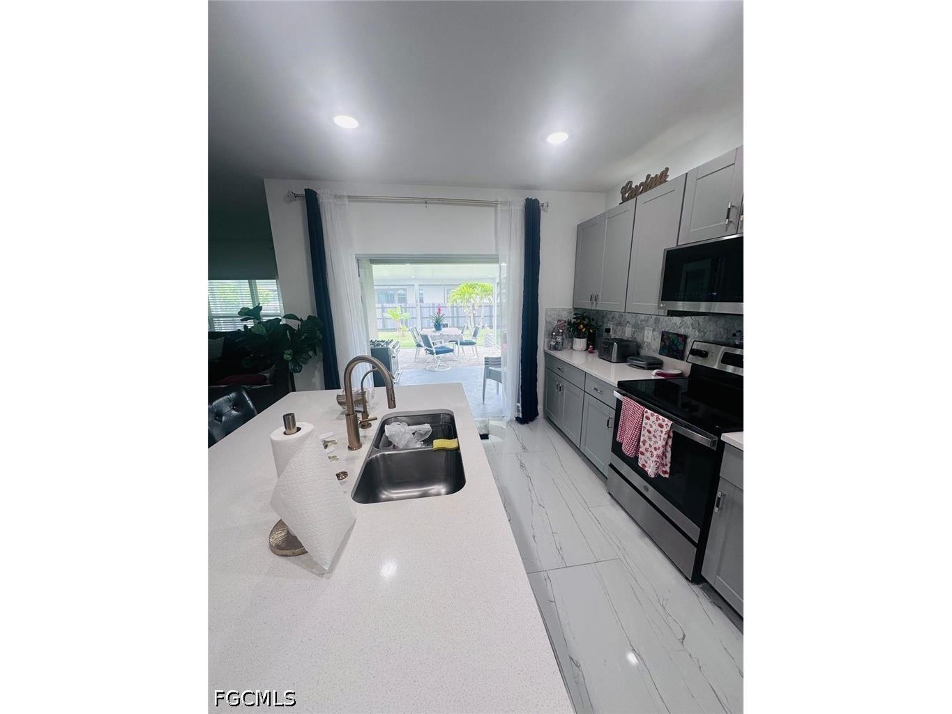 317 SW 26th Avenue Cape Coral FL 33991 2026020360 image20