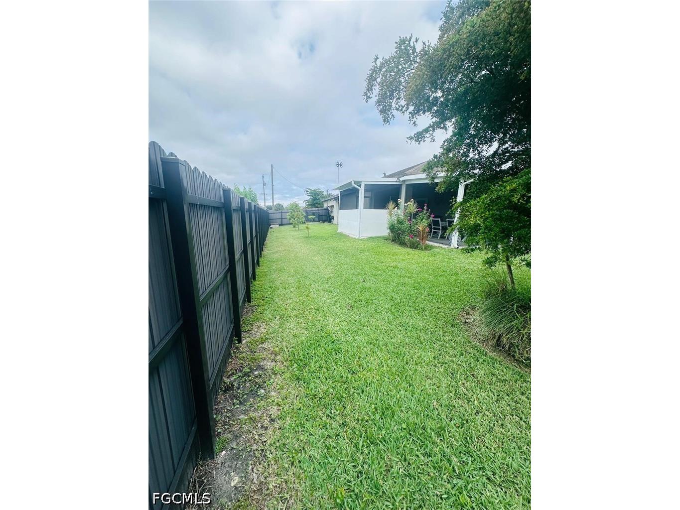 317 SW 26th Avenue Cape Coral FL 33991 2026020360 image47