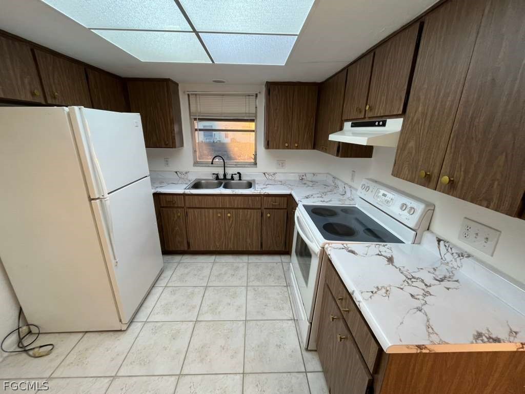 317 Tudor Drive #A Cape Coral FL 33904 2026013248 image9