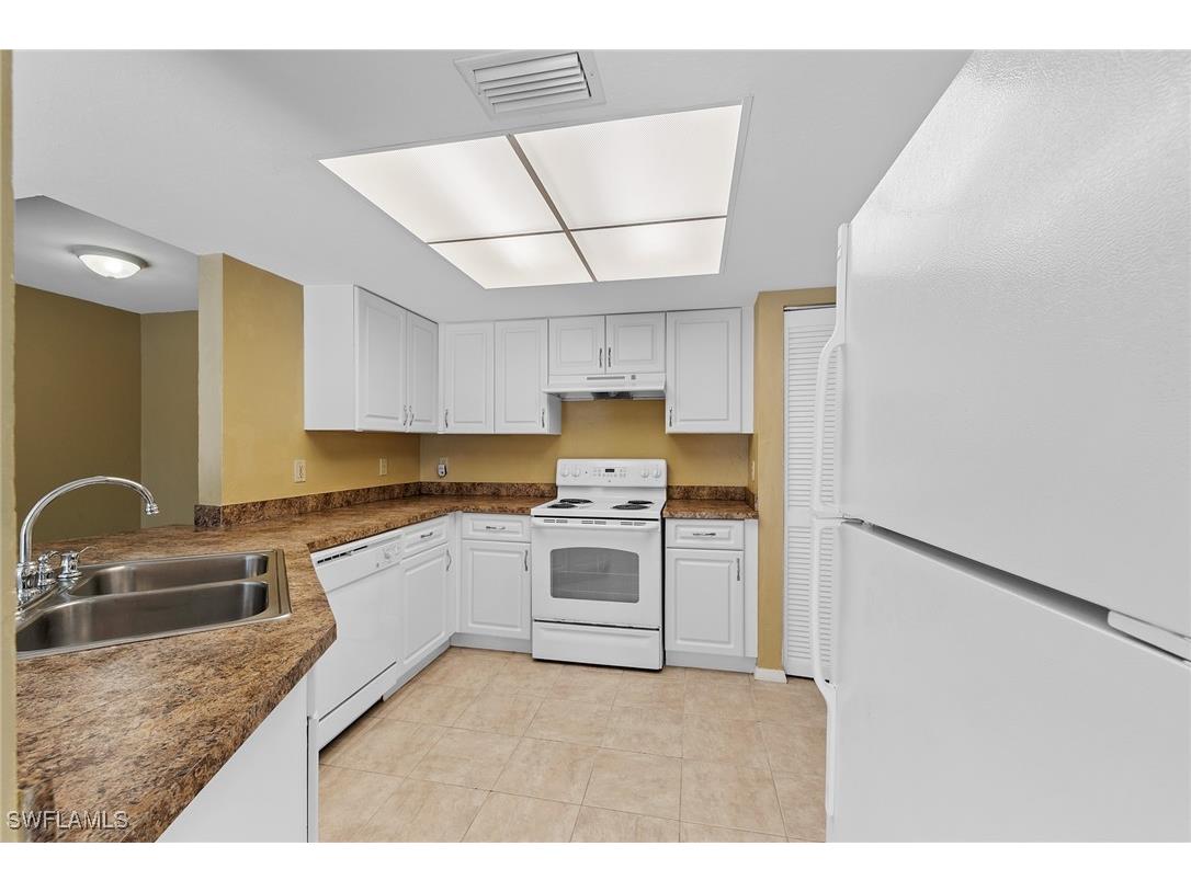 3170 Seasons Way #807 Estero FL 33928 225083043 image8