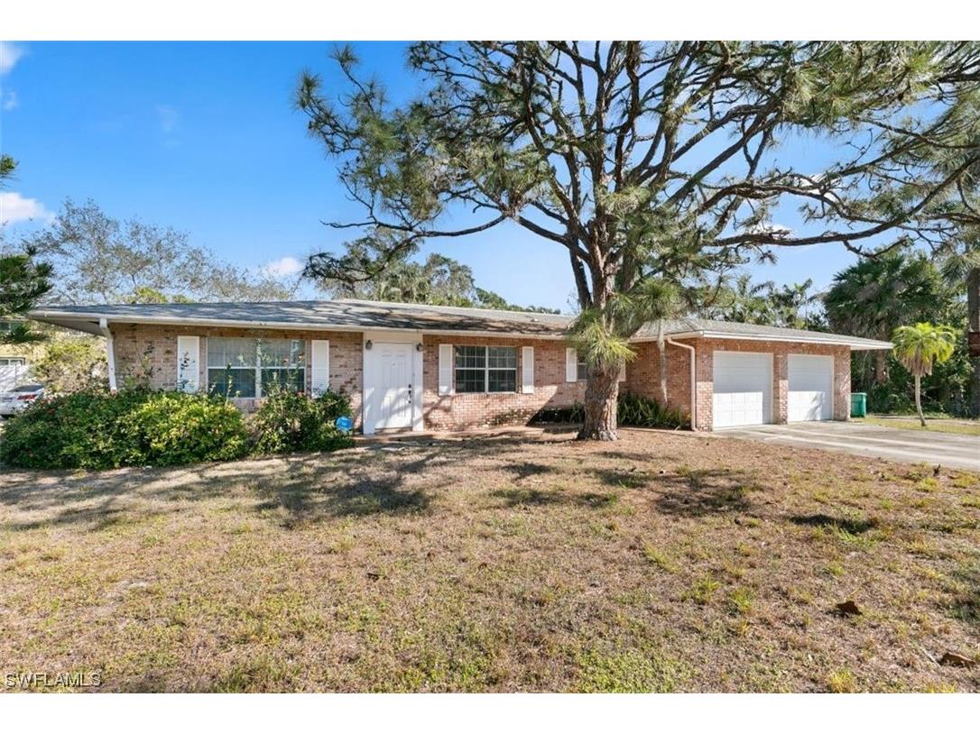 3173 Barrett Avenue Naples FL 34112 223017364 image1