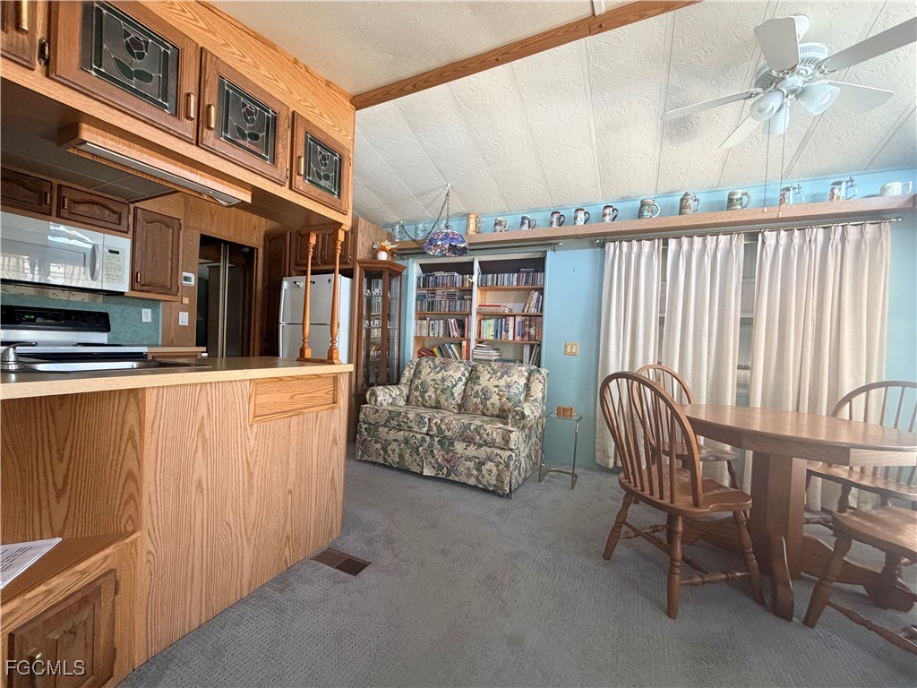 318 Fountain View Boulevard North Fort Myers FL 33903 2026003726 image7