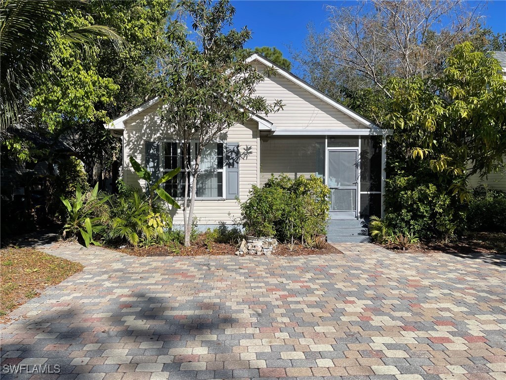 318 Leawood Circle Naples FL 34104 226001524 image1