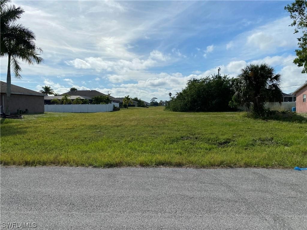 318 NE 14th Terrace Cape Coral FL 33909 223034053 image1