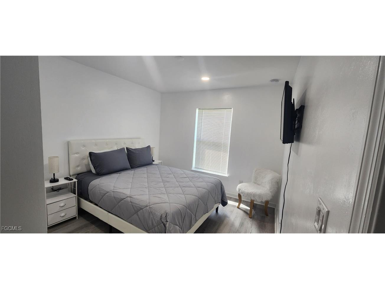 318 NW 14th Street Cape Coral FL 33993 2025003280 image16