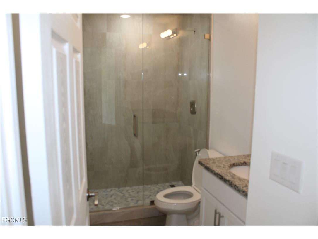 318 NW 14th Street Cape Coral FL 33993 2025003280 image19