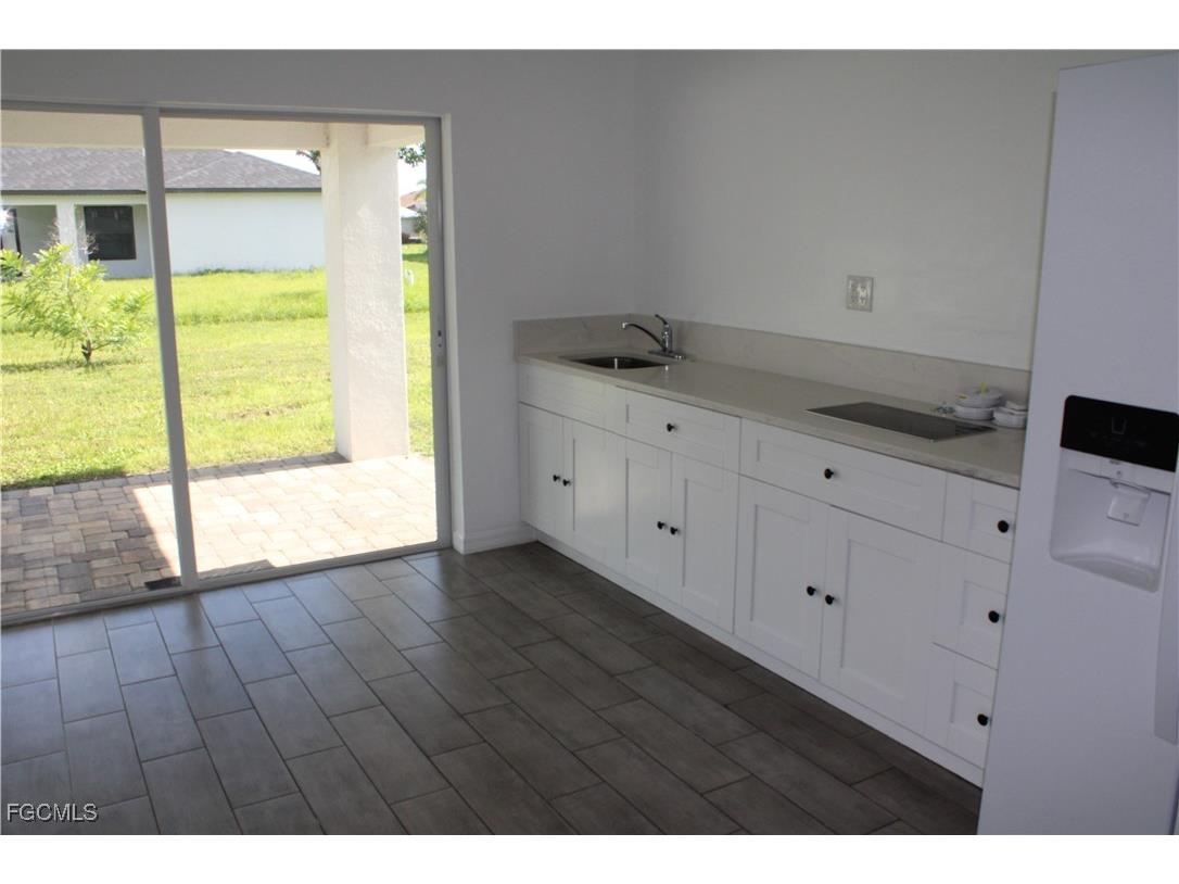 318 NW 14th Street Cape Coral FL 33993 2025003280 image9