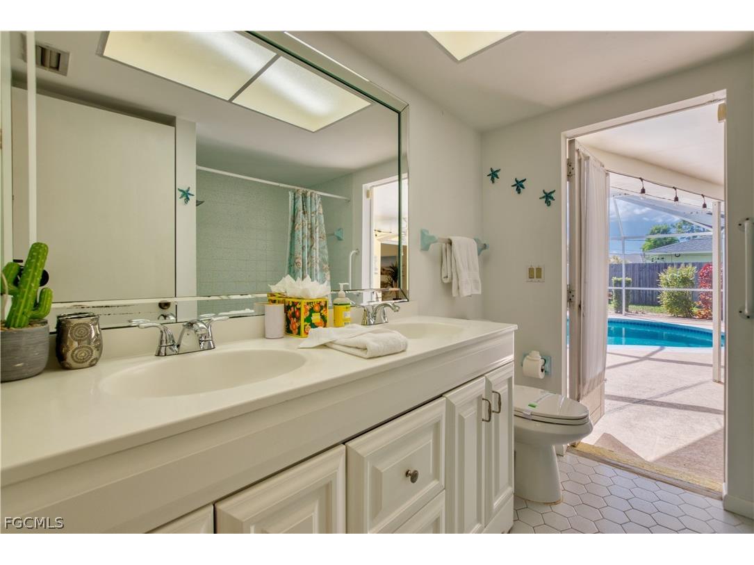 318 SE 33rd Terrace Cape Coral FL 33904 2026010922 image18