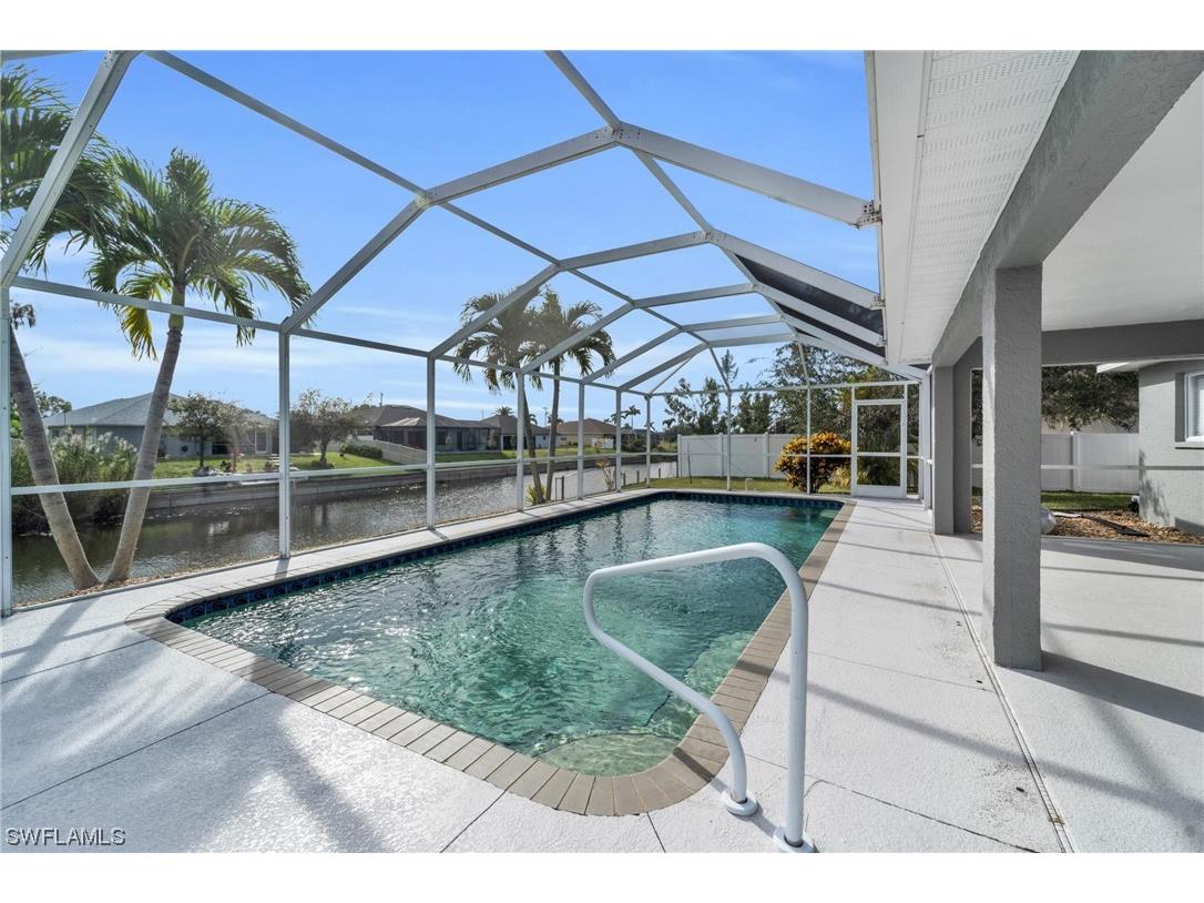 318 SW 21st Terrace Cape Coral FL 33991 223090016 image1