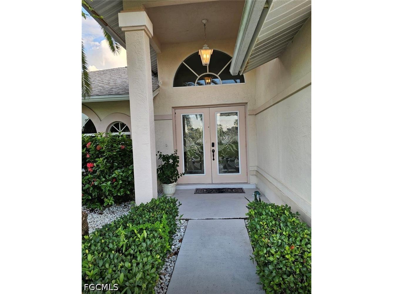 318 SW 28th Street Cape Coral FL 33914 2026030406 image2