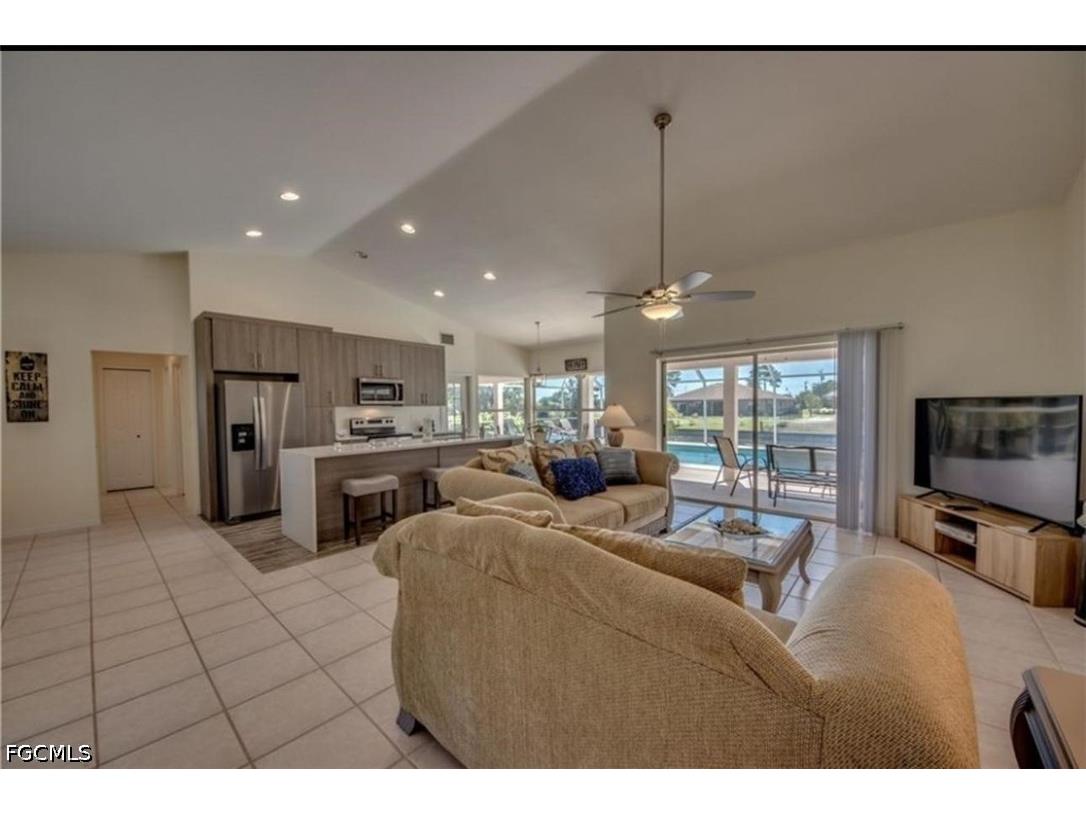 318 SW 28th Street Cape Coral FL 33914 2026030406 image4