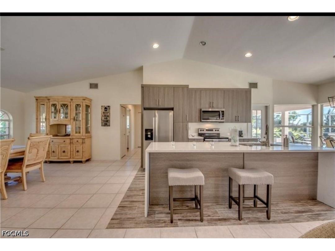 318 SW 28th Street Cape Coral FL 33914 2026030406 image9